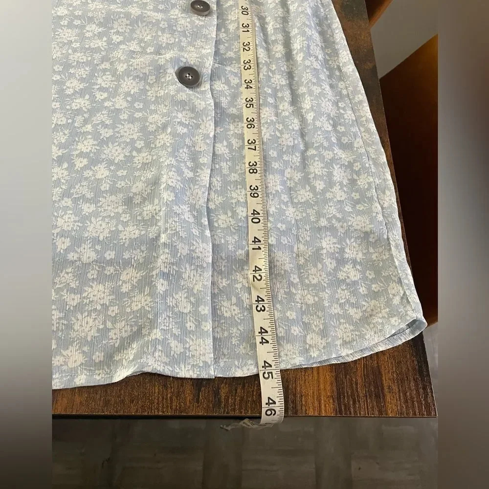 JOA Button Front Crepe Midi Dress - Picture 10 of 13
